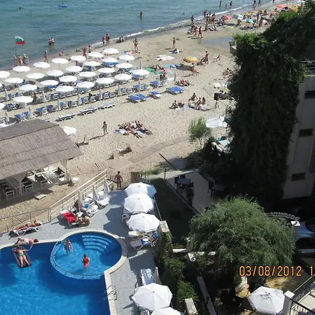 Ξενοδοχείο με διαμερίσματα Sunny Bay