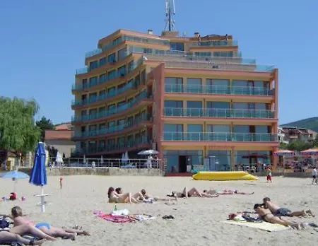 Апарт-отель Sunny Bay 3*