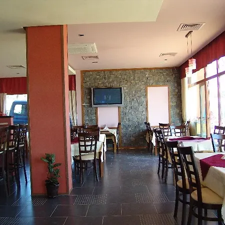 Sunny Bay Апарт-отель 3*