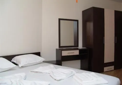 شقة فندقية Sunny Bay 3*